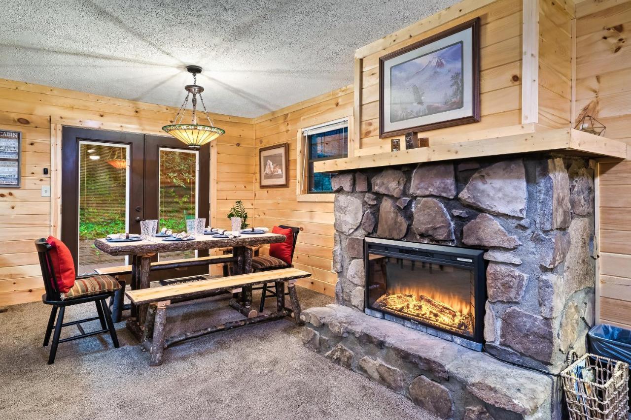 The Eagle'S Nest Mountain Cabin Гетлинбург Екстериор снимка