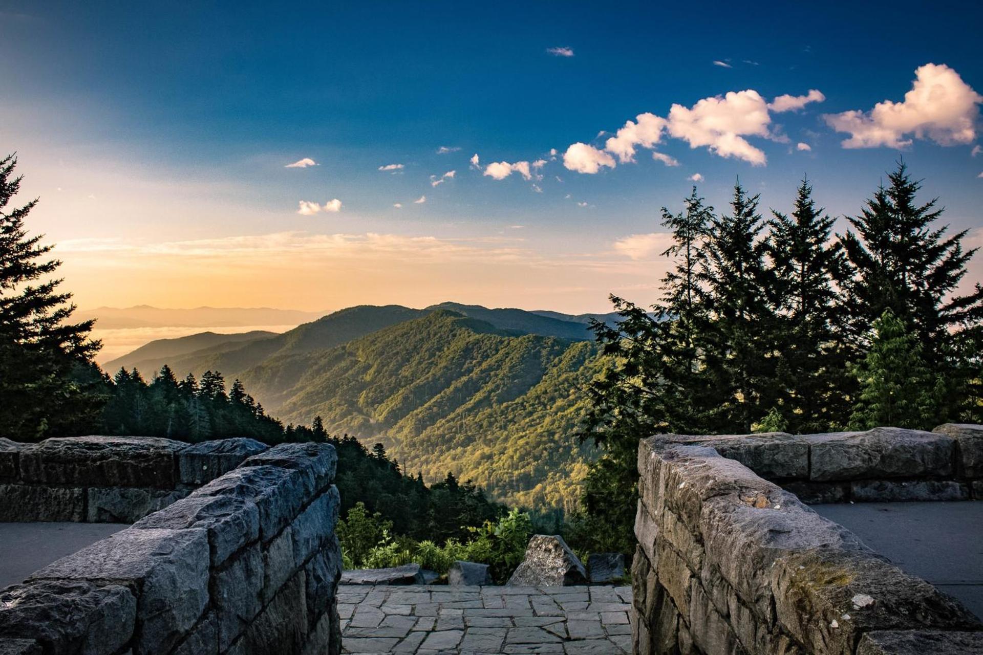 The Eagle'S Nest Mountain Cabin Гетлинбург Екстериор снимка
